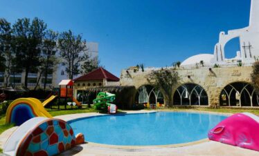 Lella Baya & Thalasso