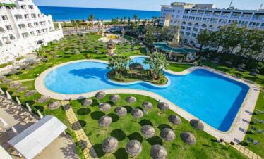 Lella Baya & Thalasso