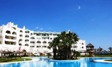 Lella Baya & Thalasso